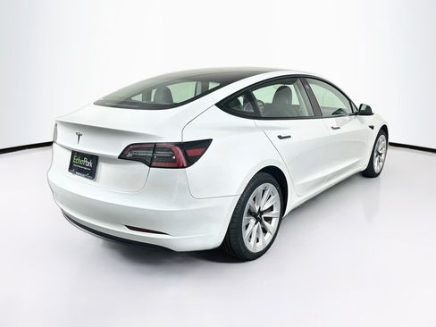 Used 2023 Tesla Model 3 Standard Range RWD image 9