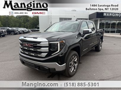 New 2025 GMC Sierra 1500 SLE w/ Preferred Package