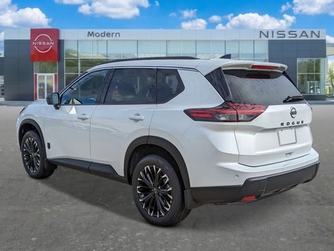 New 2026 Nissan Rogue Dark Armor FWD image 3