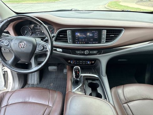 Used 2021 Buick Enclave Avenir w/ Avenir Technology Package AWD/4WD image 32