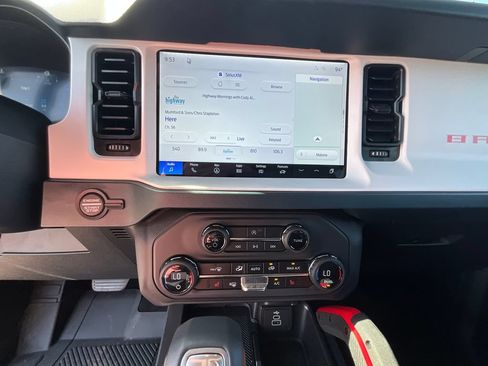 New 2026 Ford Bronco Heritage Edition AWD/4WD image 38