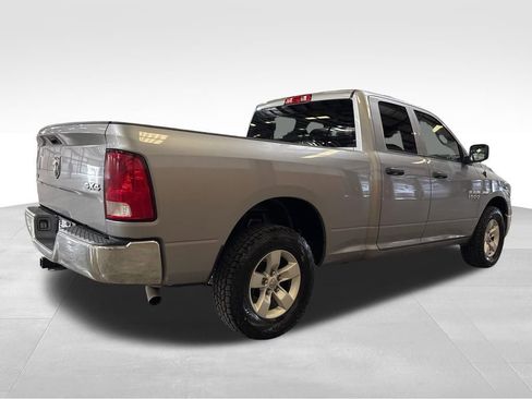Used 2022 RAM 1500 Classic SLT w/ Electronics Group image 5