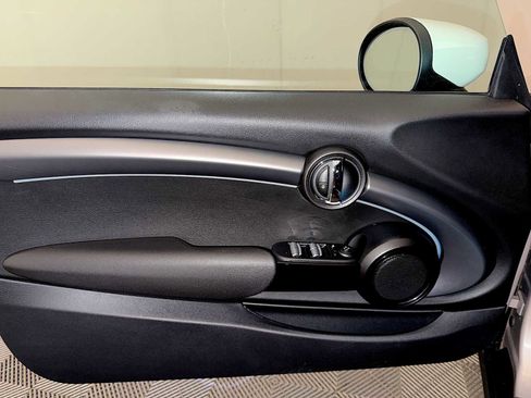 Certified 2024 MINI Cooper S image 11