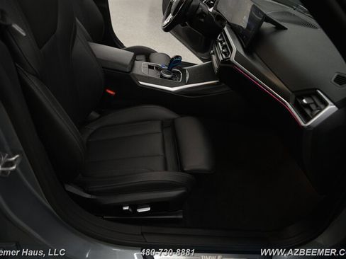 Used 2023 BMW i4 eDrive35 w/ Premium Package image 18