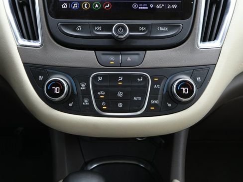 Used 2024 Chevrolet Malibu LT image 18