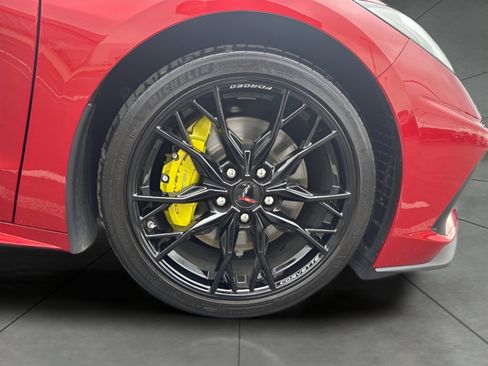 Used 2024 Chevrolet Corvette Stingray Coupe w/ Z51 Performance Package RWD image 10