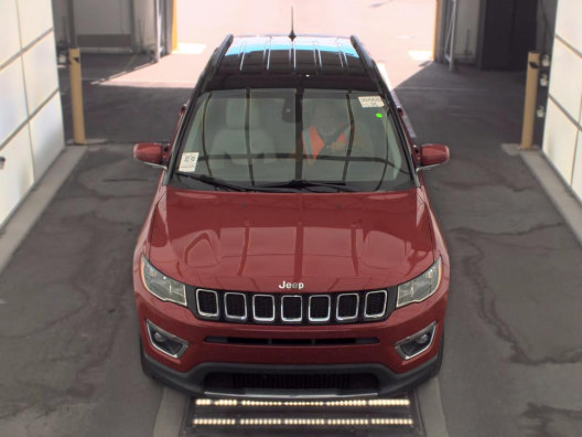 Used 2018 Jeep Compass Limited w/ Navigation Group AWD/4WD image 2