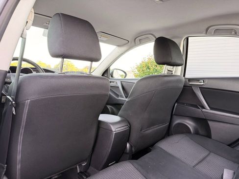 Used 2013 MAZDA MAZDA3 i Touring FWD image 18