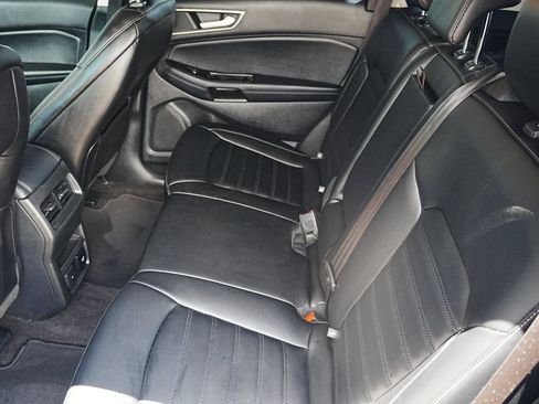 Used 2020 Ford Edge SEL w/ Convenience Package FWD image 28