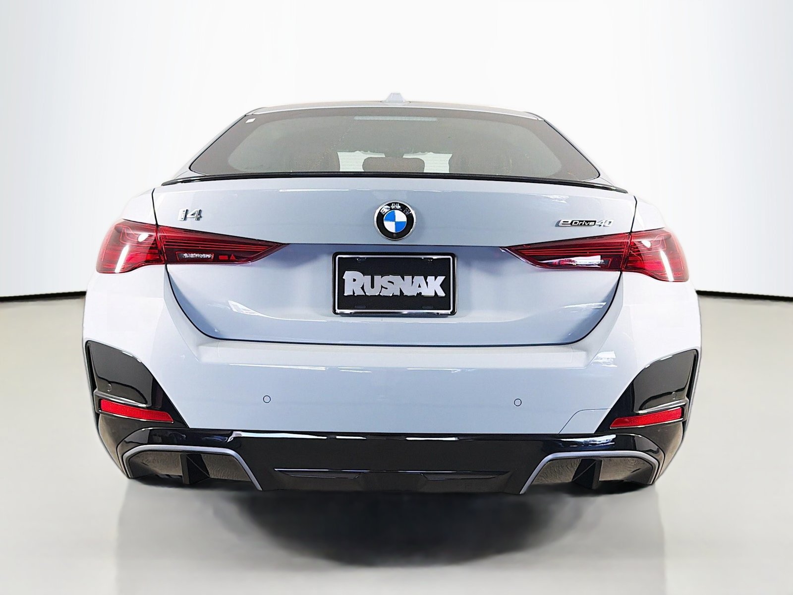 New 2026 BMW i4 eDrive40 w/ M Sport Package RWD image 6