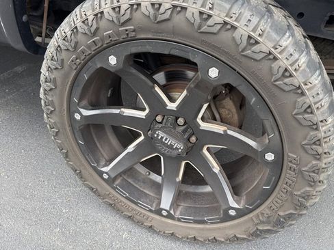 Used 2012 Ford F150 Lariat w/ Lariat Chrome Pkg image 9