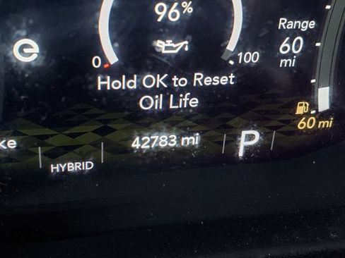 Used 2023 Jeep Wrangler Unlimited Sahara w/ Cold Weather Group AWD/4WD image 16