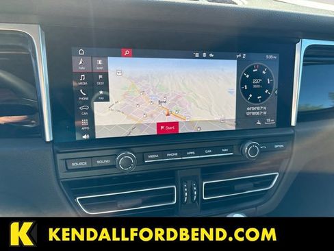 Used 2021 Porsche Macan S AWD/4WD image 15