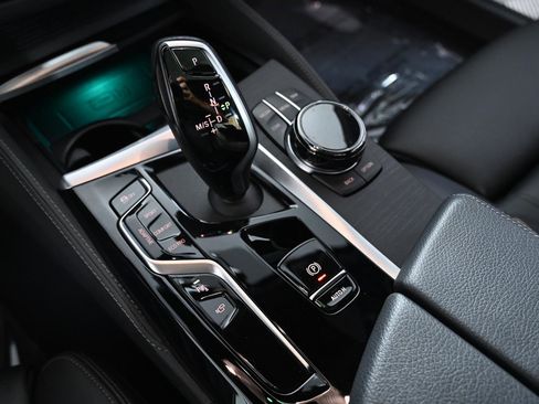 Used 2023 BMW M550i xDrive w/ Executive Package AWD/4WD image 19