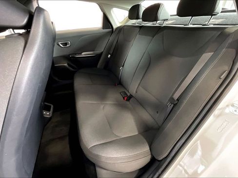 Used 2025 Kia K4 FWD image 14