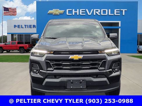 Used 2025 Chevrolet Colorado LT w/ LT Convenience Package RWD image 2