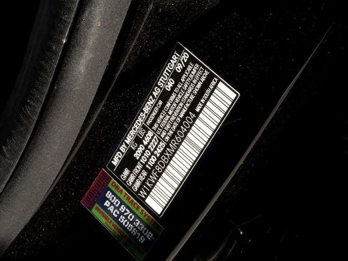 Used 2021 Mercedes-Benz C 300 Sedan image 9