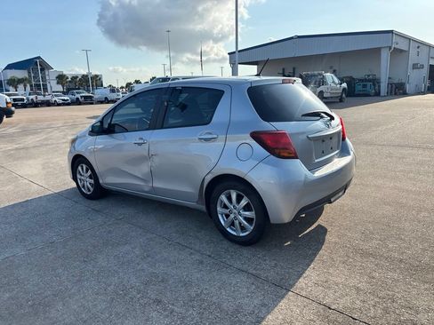 Used 2016 Toyota Yaris LE FWD image 7