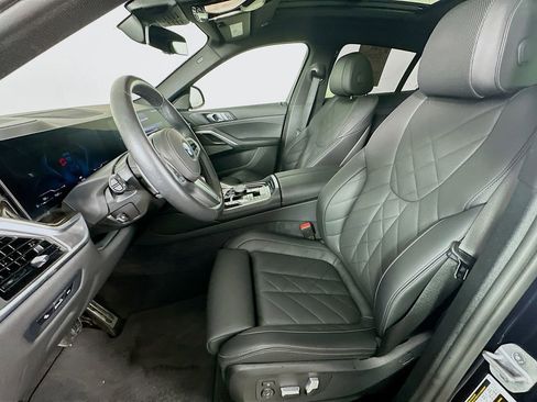 Used 2026 BMW X6 xDrive40i AWD/4WD image 29