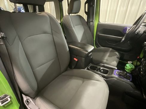 Used 2020 Jeep Wrangler Unlimited Sport S image 13