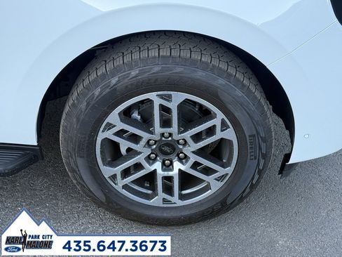 New 2025 Ford Expedition Active image 7