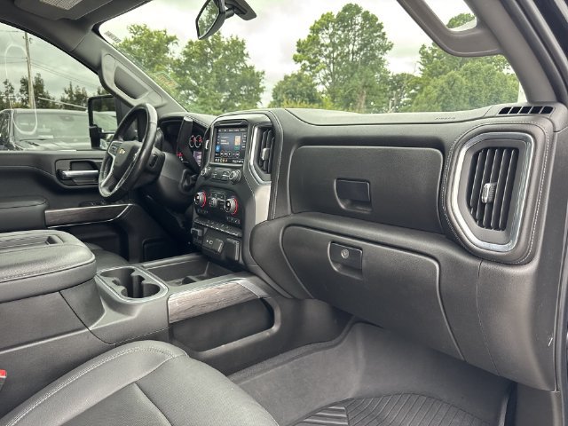 Used 2021 Chevrolet Silverado 2500 LTZ AWD/4WD image 28