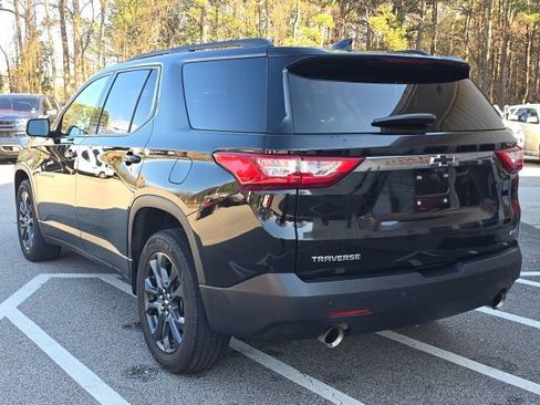 Used 2020 Chevrolet Traverse RS w/ LPO, Floor Liner Package image 3