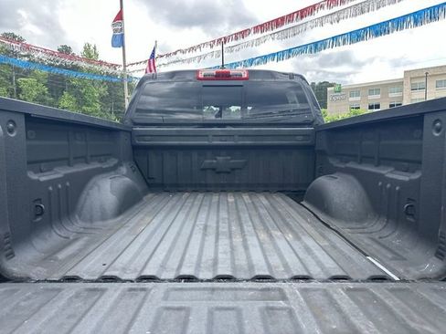 Certified 2022 Chevrolet Colorado Z71 w/ Z71 Midnight Edition AWD/4WD image 22