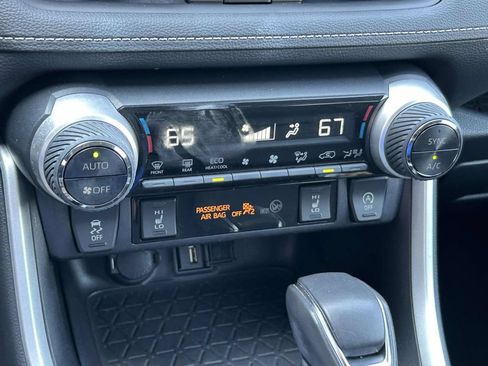 Used 2022 Toyota RAV4 XLE Premium FWD image 18