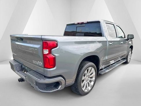 Used 2021 Chevrolet Silverado 1500 High Country w/ Technology Package AWD/4WD image 7