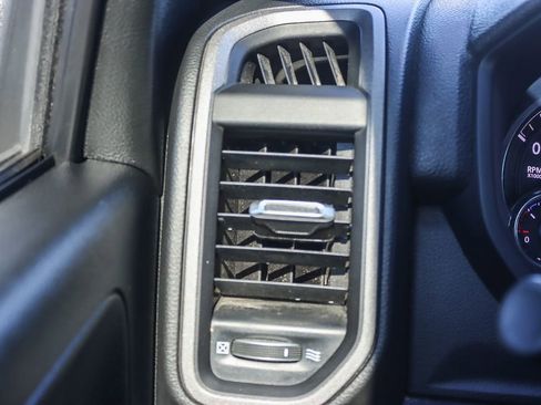 Used 2022 RAM 2500 Tradesman w/ Chrome Appearance Group image 48