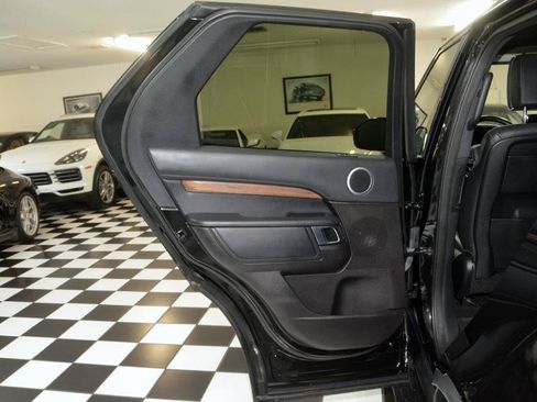 Used 2018 Land Rover Discovery HSE Luxury AWD/4WD image 33