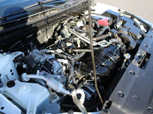 Used 2022 Nissan Altima 2.5 SR w/ Midnight Edition Package image 31