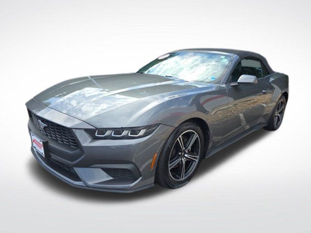 Used 2025 Ford Mustang Premium RWD image 9