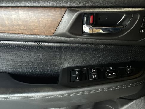 Used 2016 Subaru Outback 2.5i Limited image 13