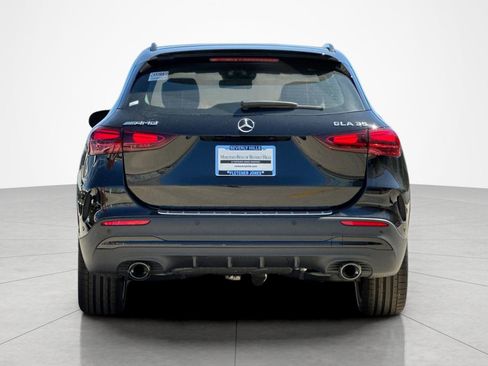 New 2026 Mercedes-Benz GLA 35 AMG 4MATIC image 4