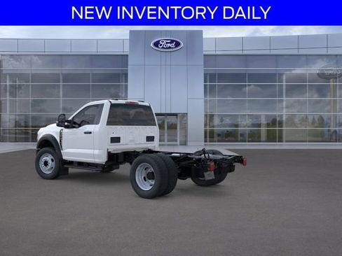 New 2025 Ford F550 4x4 Regular Cab Super Duty image 4