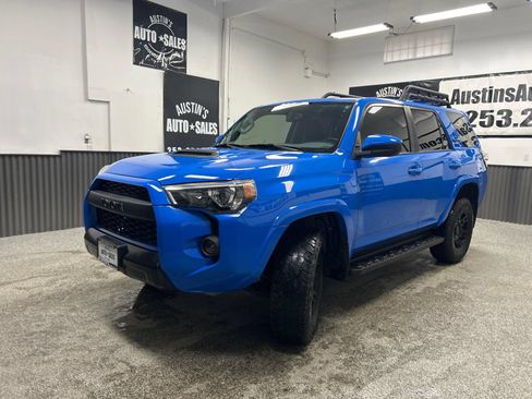 Used 2019 Toyota 4Runner TRD Pro AWD/4WD image 3
