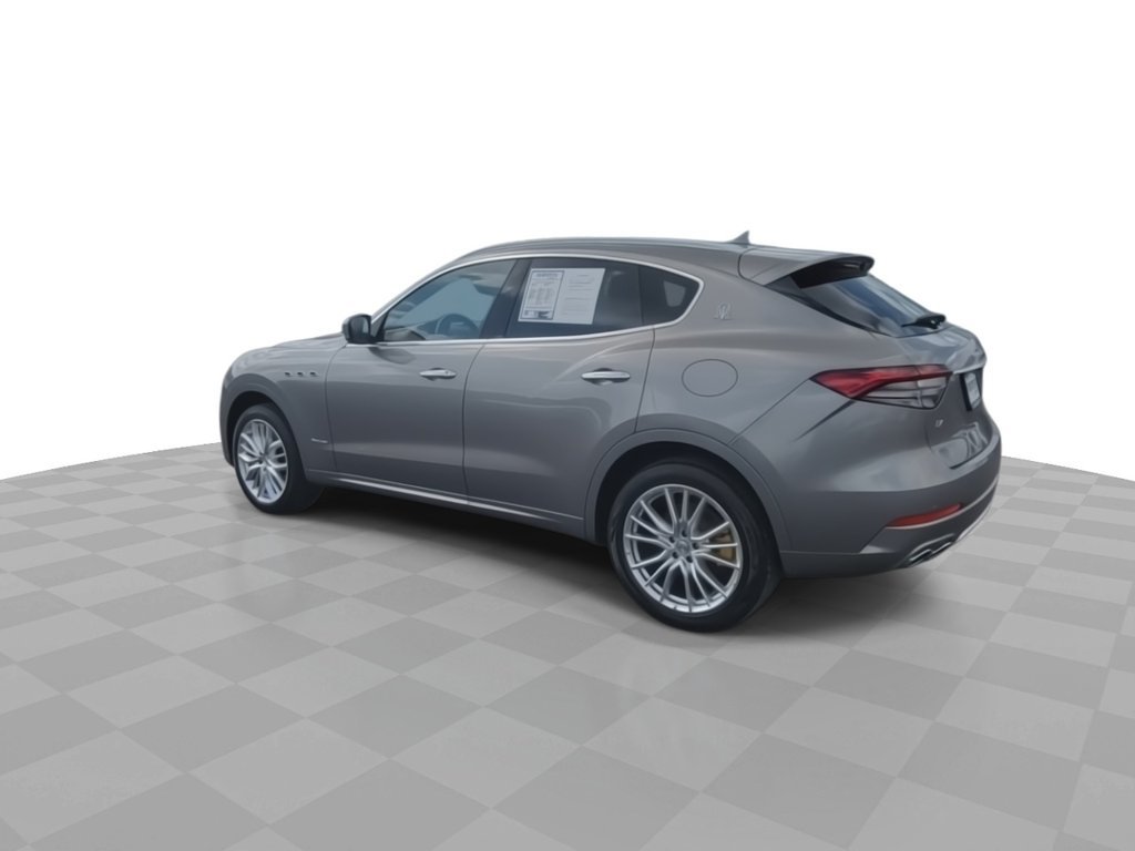 Used 2021 Maserati Levante GranLusso AWD/4WD image 6