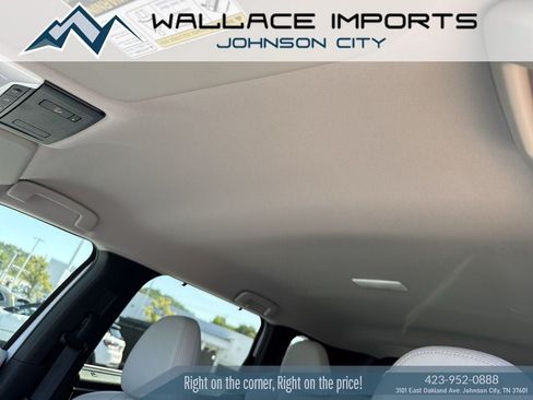 Used 2023 Mitsubishi Outlander SEL AWD/4WD image 6