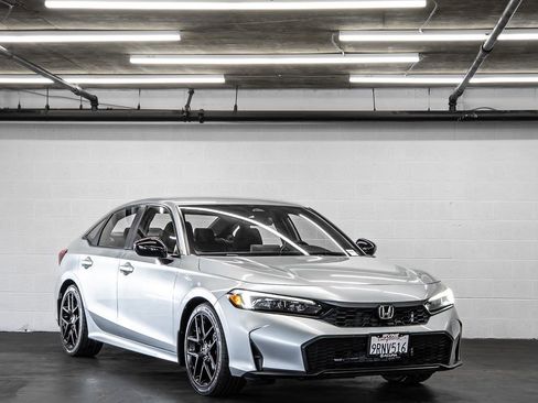 Used 2025 Honda Civic Sport image 7