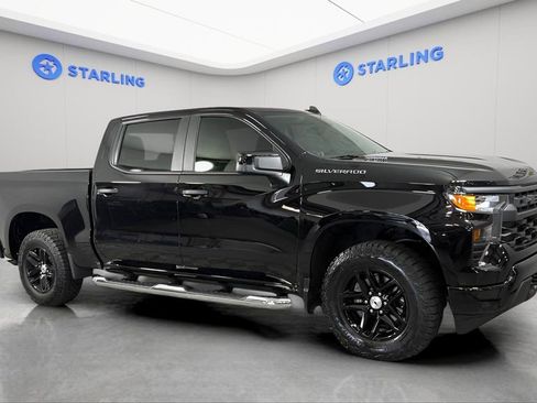 Certified 2025 Chevrolet Silverado 1500 Custom RWD image 12
