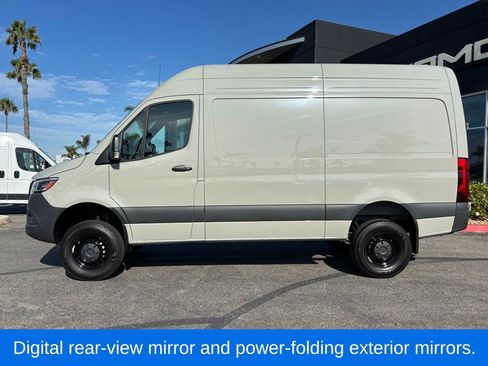 Used 2025 Mercedes-Benz Sprinter 2500 image 7