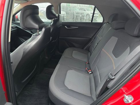 Used 2024 Kia Niro LX image 10