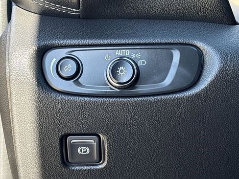 Used 2024 Chevrolet Blazer LT w/ Convenience Package image 17