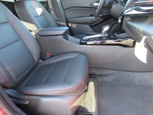 New 2026 Chevrolet Trax RS w/ Sunroof Package image 10