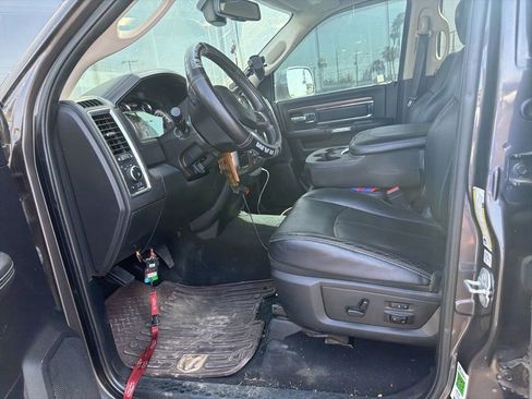 Used 2018 RAM 2500 Laramie AWD/4WD image 18
