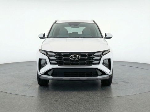 Used 2025 Hyundai Tucson SEL image 2