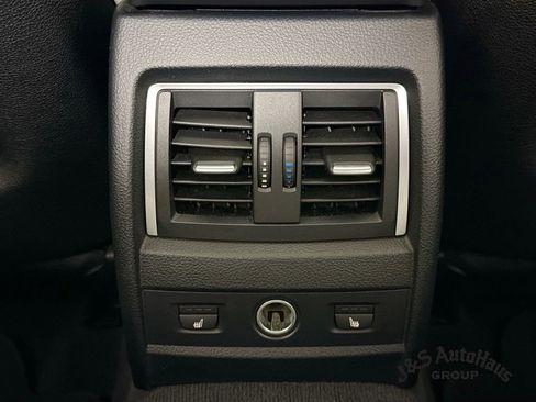 Used 2017 BMW M3 RWD image 31