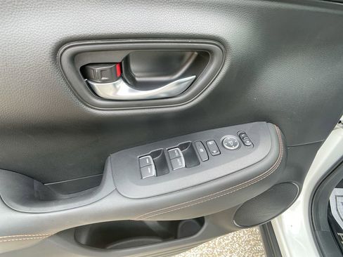 Used 2023 Honda HR-V Sport image 13
